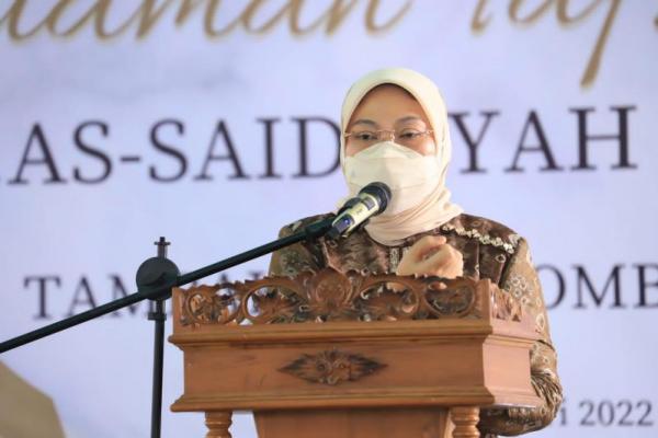 Menaker Ida Dorong Santri Melek Teknologi dan Informasi