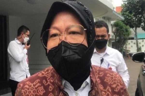 Tri Rismaharini Bantah Bansos Biang Kerok Lonjakan Harga Telur