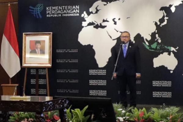 Lantik Pejabat Tinggi, Mendag Zulhas Minta Jajarannya Solid