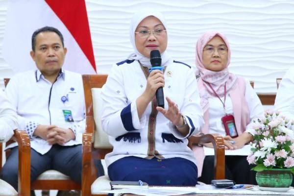 Menaker Ida: THR Wajib Dibayar Penuh, Paling Lambat H-7 Lebaran