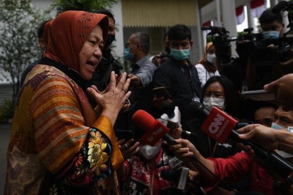 Alasan Mensos Risma Mutasi Pegawai Terkait Korupsi Bansos Beras