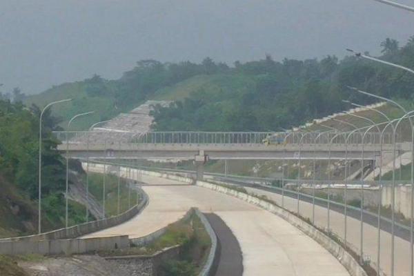 Menteri PUPR Nilai Tarif Tol Cisumdawu Lebih Murah