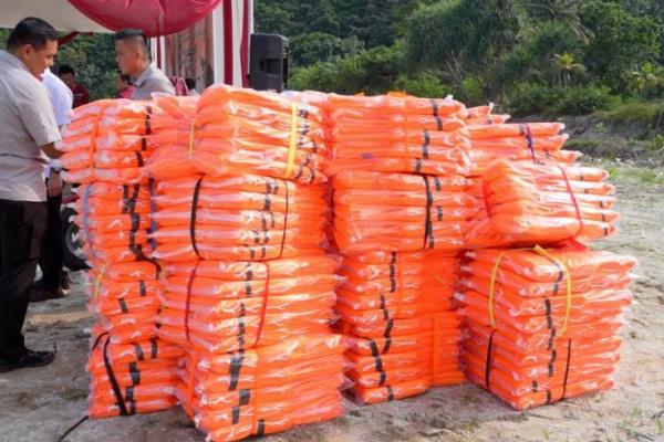 KKP Salurkan Bantuan kepada Pokdarwis