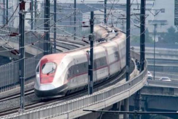 Pemerintah Percepat Pembangunan Akses Jalan Kereta Cepat Karawang