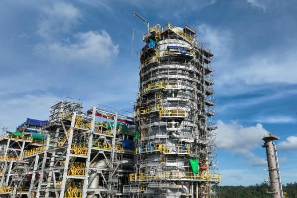 Kementerian ESDM Tetapkan Harga Minyak Mentah, Naik USD5,20 Perbarel