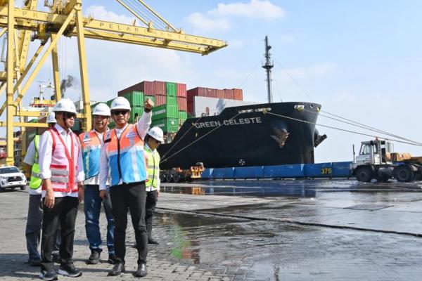 Menhub Minta Pelindo Percepat Penanganan Rob di Tanjung Mas