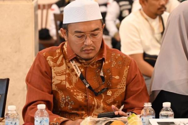 DPR Minta Kemenag Tindak Tegas Travel Haji Nakal