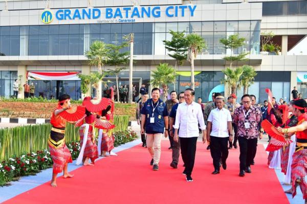 Presiden Jokowi Resmikan Kawasan Industri Terpadu Batang