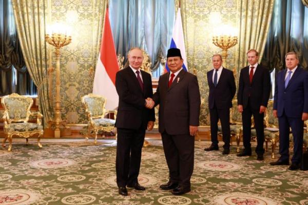 Prabowo Temui Presiden Rusia, Perkuat Bidang Pendidikan