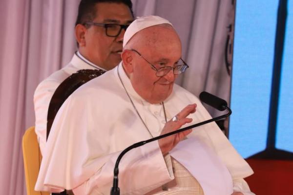 Paus Fransiskus Apresiasi Kerukunan Umat Beragama di Indonesia