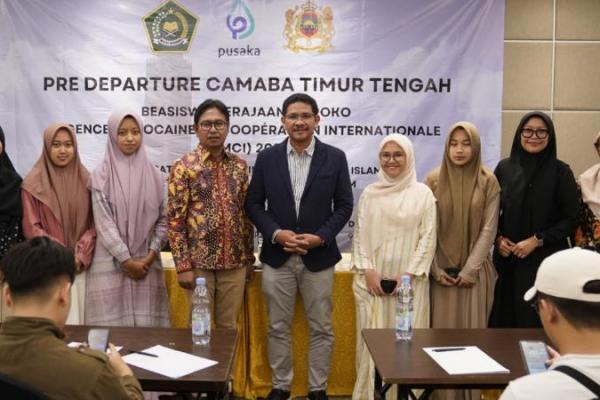 Kemenag Berangkatkan 50 Mahasiswa Penerima Beasiswa Kerajaan Maroko
