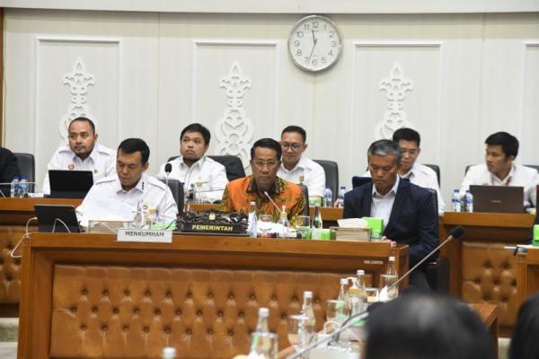 Kemenkumham-DPR RI akan Godok RUU Keimigrasian di Sidang Paripurna