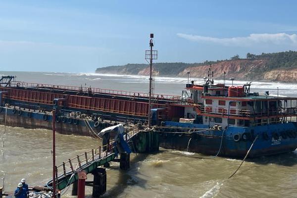 KKP Kembali Hentikan Kapal Keruk Pasir di Bengkulu
