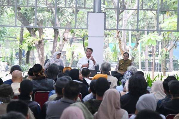 Pemprov Jabar Gandeng Aktivis Lingkungan Tangani Sampah Bandung Raya
