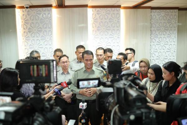 Mentan Copot Pejabat Eselon II, Diduga Terima Suap Rp700 Juta 