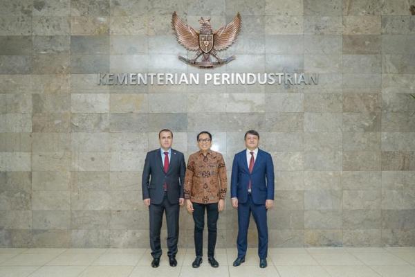 Indonesia dan Tajikistan Bahas Penguatan Kerja Sama Industri