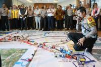 Pastikan Keamanan Libur Nataru, Wamenhub Tinjau Sejumlah Pelabuhan