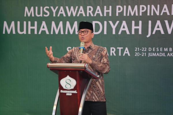 Mendes PDT Ajak Kader Muhammadiyah Turun ke Pelosok Desa