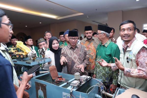 Mendes Yandri Ajak Kader Muhammadiyah Bersinergi Majukan Setiap Desa di Indonesia