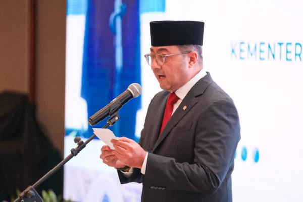 Lantik Pejabat, Menekraf Pesan Pegang Teguh Prinsip Pelayanan Publik