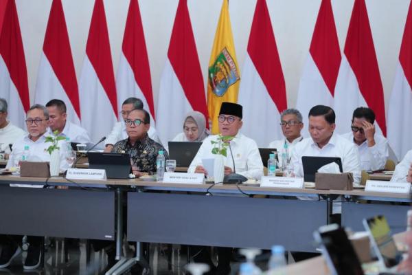 Mendes Yandri Teken Permendes Dana Desa untuk Ketahanan Pangan