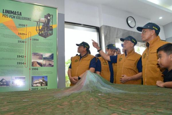 Kunjungi PGA Merapi, Menteri ESDM Pastikan Keamanan Selama Nataru