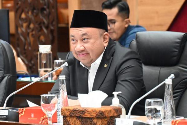 Wakil Ketua Komisi X DPR RI Lalu Hadrian Irfani (Foto: Dok/Andri/DPR) 