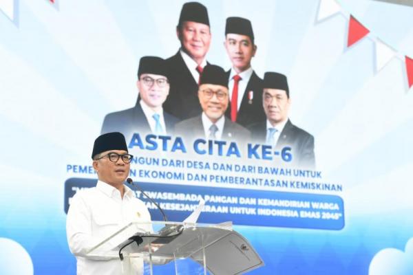 Menteri Desa dan Pembangunan Daerah Tertinggal (Mendes PDT) Yandri Susanto dalam peringatan Hari Desa perdana (Foto: Kemendes PDT) 