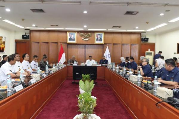 Wamenhan Dorong Kemandirian Industri Pertahanan