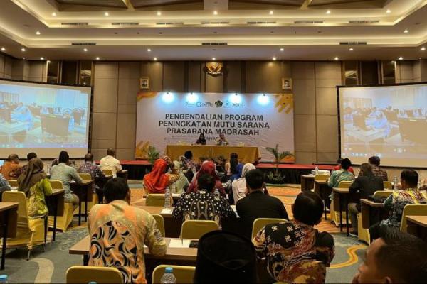 Kemenag Kaji Skema Program SBSN Madrasah Pasca Efisiensi