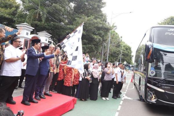 Kemenag Berangkatkan 739 Pemudik dalam Program Mudik Gratis 2025