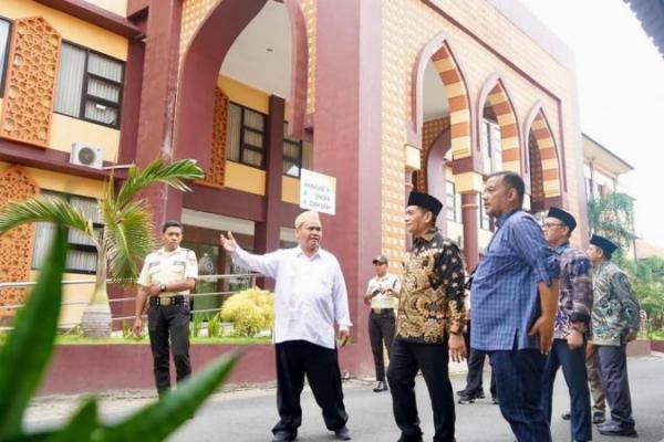 Wamenag Minta Jajarannya Persiapkan Layanan Haji dengan Optimal