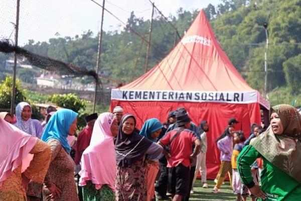Dilanda Bencana Tanah Bergerak, Kemensos Kirim Bantuan ke Brebes