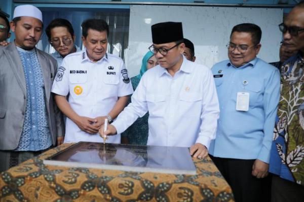 Resmikan SPPG Milik Bum Desa, Ini Pesan Mendes Yandri 
