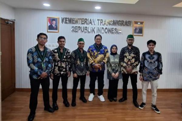 Wamen Viva Yoga Ajak Kader HMI Tanamkan Semangat Hari Kebangkitan