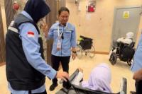 Dirjen PHU Kemenag Hilman Latief  meninjau evakuasi jemaah Safari Wukuf Khusus Lansia dari hotel transit untuk dipindahkan menuju hotel mereka masing-masing di Makkah, Senin (Foto: Kemenag)