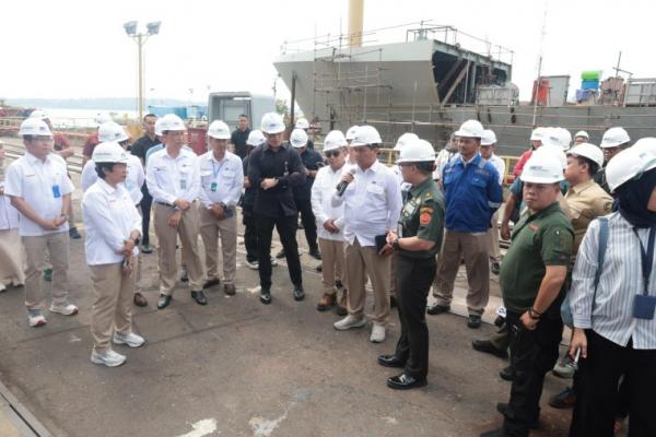 Kemhan Kunjungi PT PAL, Dukung Industri Pertahanan