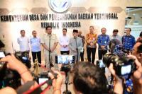 Mendes Yandri dan Menteri Ara Siap Renovasi Perumahan di Desa