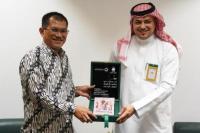 Tim Kemenag RI dan Kemenhaj Saudi usai bertemu membahas evaluasi layanan informasi haji 2025 (Foto: Kemenag)