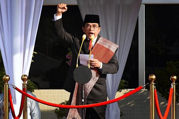 Sekjen DPR: ASN Parlemen Harus Gotong Royong