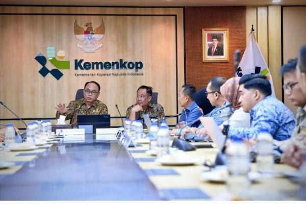 Menkop Dukung Terwujudnya Model Bisnis Konsiyasi di Kopdes Merah Putih