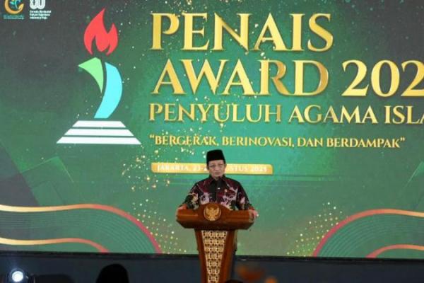 Menag Tutup Penais Award 2025, Apresiasi Penyuluh dan Kepala Daerah