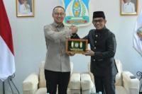 Eddy Soeparno Bertemu Walikota Balikpapan, Bahas Masalah Sampah