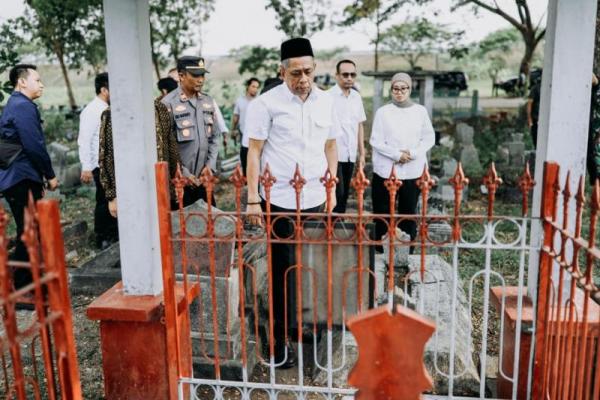 Wamensos Ziarahi Makam Marsinah, Aktivis yang Diusulkan jadi Pahlawan Nasional