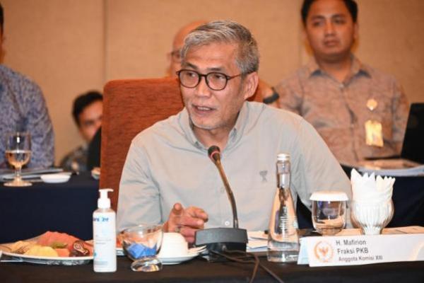 Gaduh Sumber Air Aqua, Anggota DPR Dorong Penguatan Regulasi AMDK