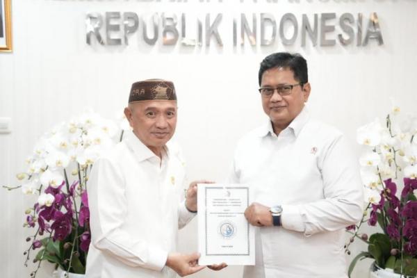 Wamentrans Terima Audiensi Bupati Pohuwato Bahas Transmigrasi Sandalan