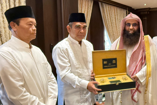 Ketua MPR-Pimpinan Masjid Nabawi Bahas Pendidikan Islam hingga Haji
