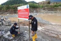 Kementerian Lingkungan Hidup/Badan Pengendalian Lingkungan Hidup (KLH/BPLH) telah menyegel lima perusahaan pertambangan di Sumatera Barat (Sumbar), buntut dari bencana banjir yang terjadi di wilayah Sumbar (Foto: KLH)