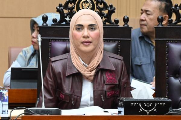 Pimpinan DPR Pastikan Awasi Implementasi UU Haji Demi Layanannya Lebih Baik