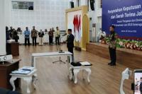 Menteri Koordinator Pemberdayaan Masyarakat, A. Muhaimin Iskandar memberikan sambutan kepada jajaran Dewan Pengawas dan Direksi baru Badan Penyelenggara Jaminan Sosial (BPJS) Kesehatan dan BPJS Ketenagakerjaan masa jabatan 2026–2031 (Foto: Vaza/Indonesiainfo.id)